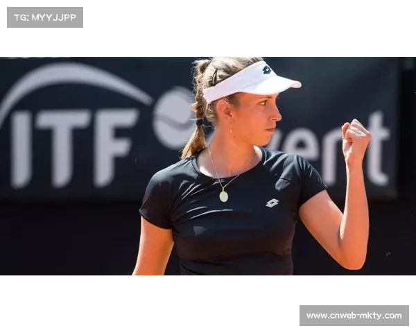 法蒂玛·克莱恩一致判定胜安吉拉·希尔，女子草量级新星闪耀